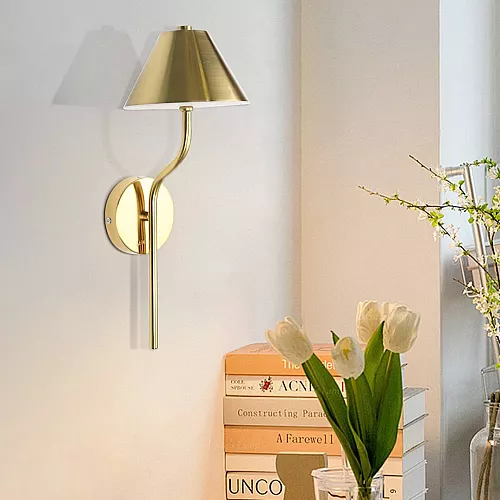 إضاءة ابليك حائط مودرن مفرد ذهبي E27*1L