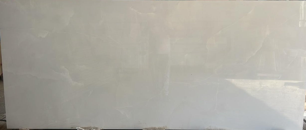 بورسلان أونيكس بيانكو 120×278 سم لامع