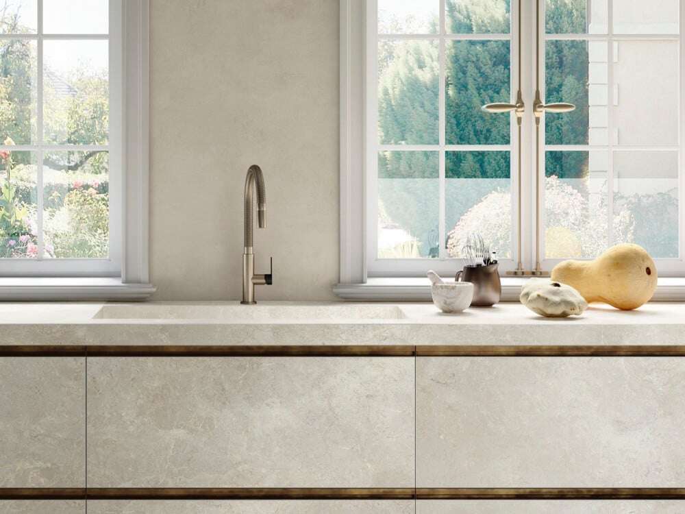 Platinum White Natural | Italian Silver Marble-Look Porcelain Slabs
