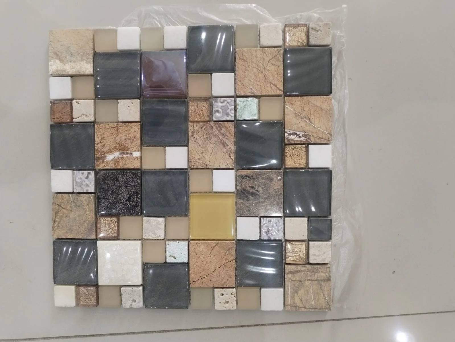 موزاييك حجر وزجاج متعدد الألوان KB008