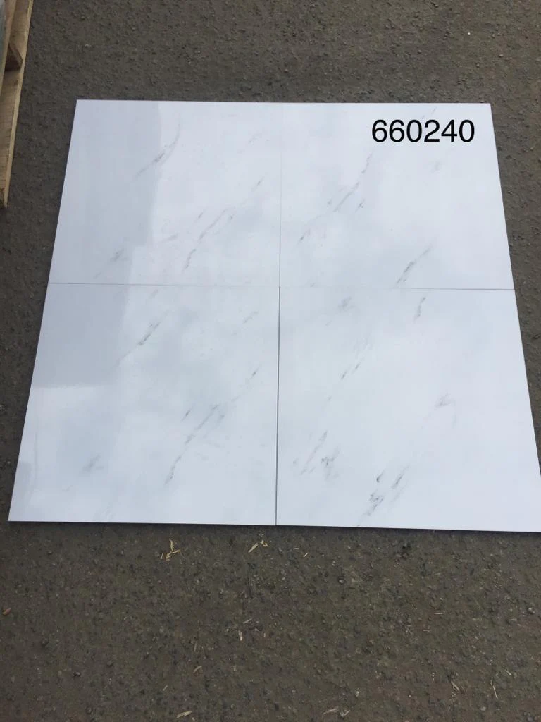 660240 | سيراميك لامع بمظهر رخامي أبيض 60×60 سعودي