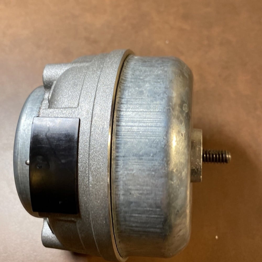 02461A# مروحة كوندنسر ثلاجه امريكي 110 فولت / 5KSM51AC 3455 CONDENSER MOTOR GE 2W 115V CW RPM 1550 .25AMP