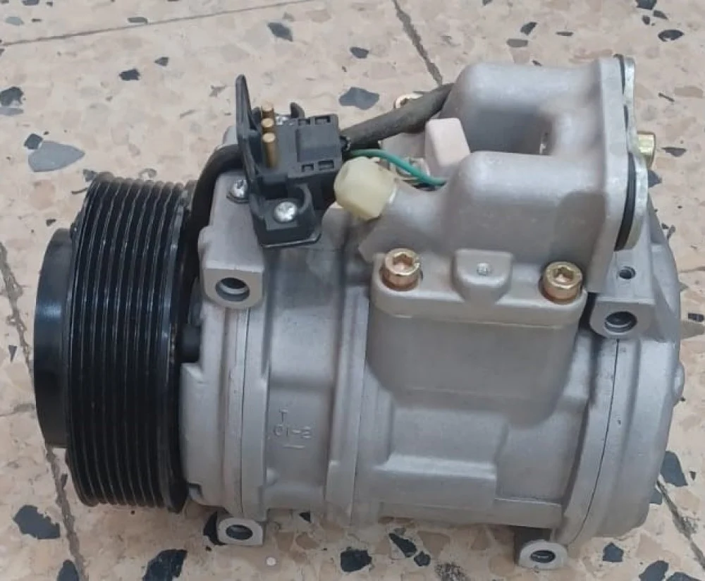 #11100C كمبروسر مكيف مرسيدس مقاس 20 فولت 12 / COMPRESSOR 10PA20C WITH CLUTCH 12V