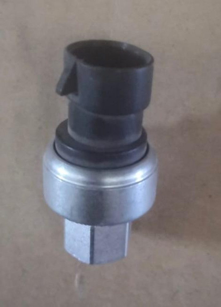 12972W# حساس برشر سوتش فولفو / PRESSURE SWITCH VOLVO 940-960 93-95
