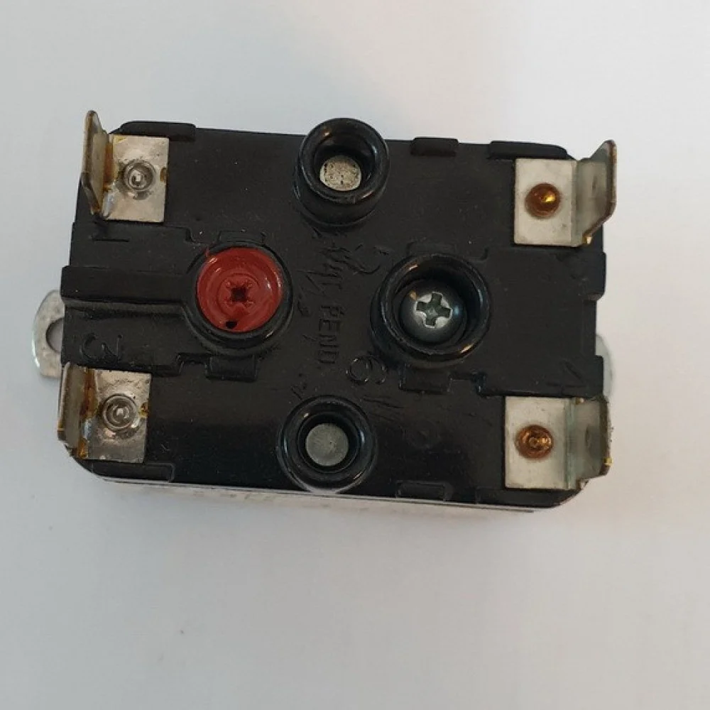 #06052A فان ريلي 230فولت / FAN RELAY CRAFT D0998 230V 4 TERMINAL