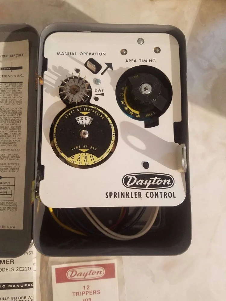 #01593A تايمر سيرينكلر دايتون 120فولت خاص بالرش الزراعي /TIMER CONTROL DAYTON 2E220 FOR WATER SPRIKLER 120V USA