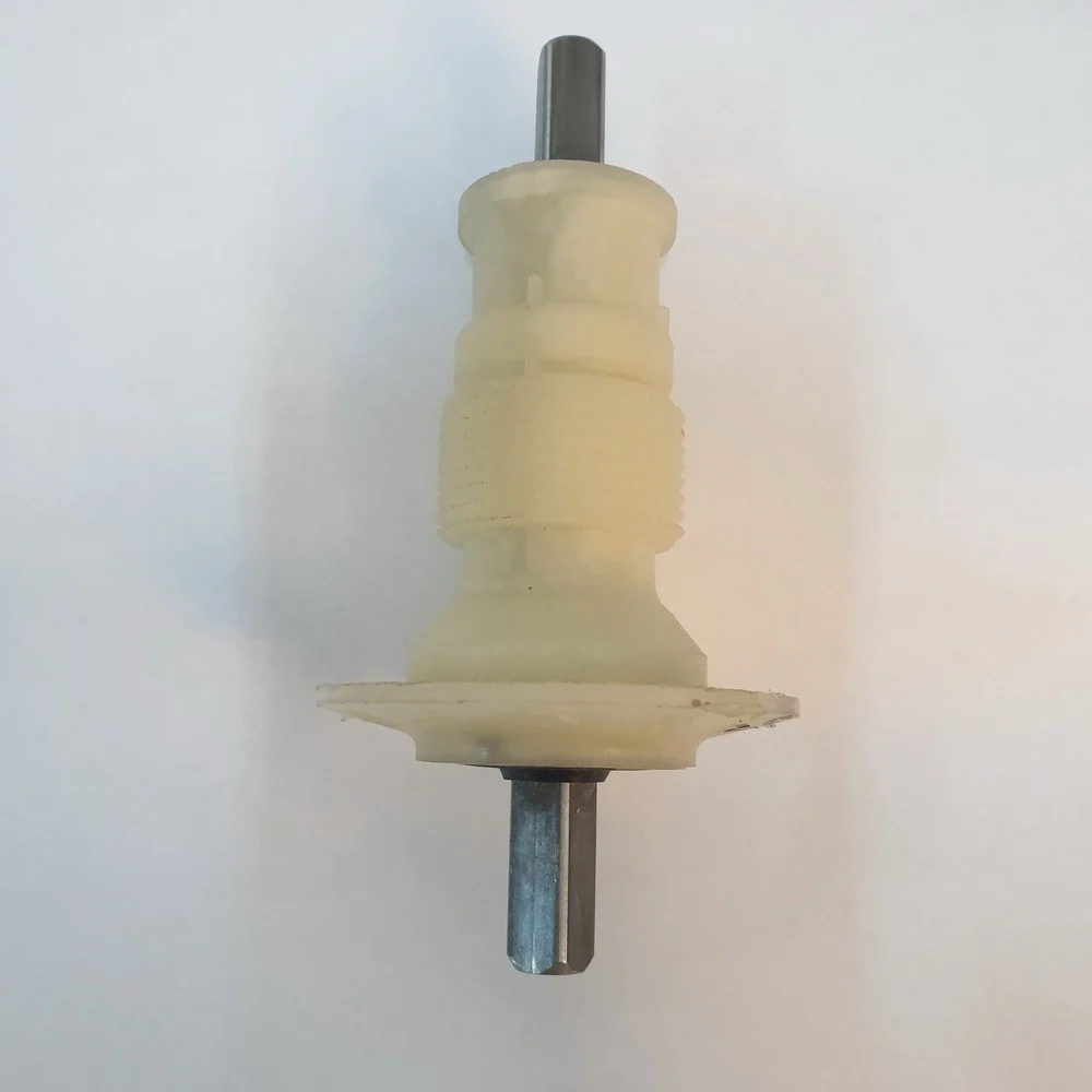 WASH MACHINE SQUARE SHAFT HITACHI MODEL 92 #01465   عمود غساله هيتاشي 92