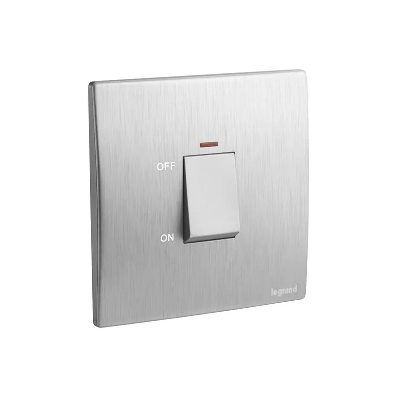 ليجراند - مفتاح مزدوج القطب Mallia Senses، HK، مفرد، خط 1، 45A، 250V، مع مؤشر أحمر، Brushed Aluminium