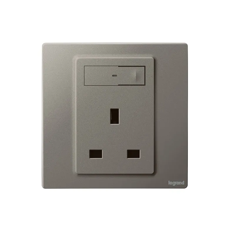 ليجراند - مقبس فردي Mallia Senses، BS، مزود بالطاقة، 13A 240V، مفرد، Dark Silver