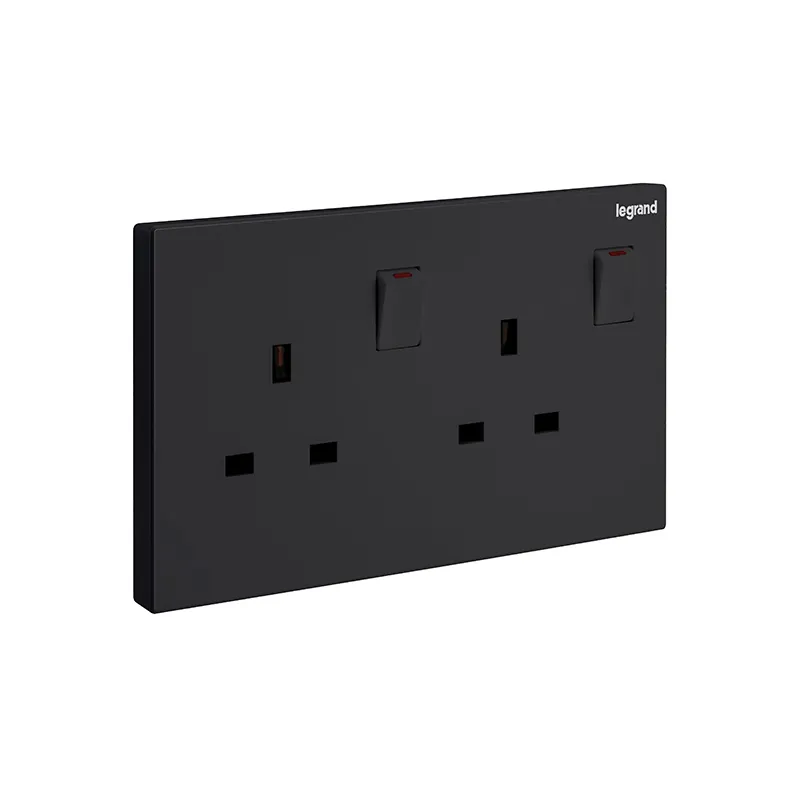 ليجراند - مقبس مزدوج Galion، BS، 2 موديول، مفتاح، 13A، 250V، Matt Black