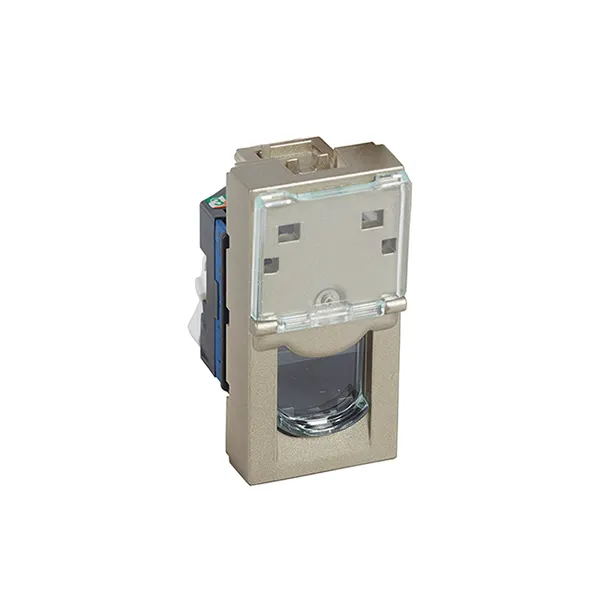 ليجراند - فيش بيانات أرتيور - RJ45 - Cat.6 - UTP - مربع - 1 موديول - بيج