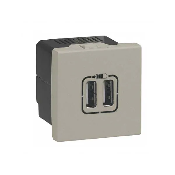 ليجراند - مخرج USB أرتيور - 5 فولت - 3 أمبير - 2 موديول - بيج