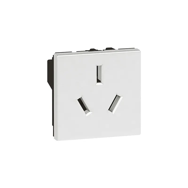 ليجراند - مقبس Arteor، صيني، 16A 250V، 2P+E Shuttered، 2 موديول، Shuttered، White