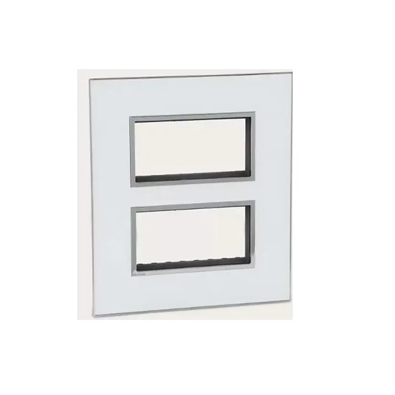 ليجراند - غطاء مع إطار Arteor، هندي، 2x4 موديول، مربع، Mirror White