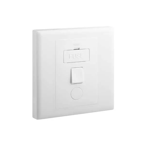 ليجراند - موصل  إلوي، مفرد، 13A، Switched + مخرج كهربائي للحبل، أبيض