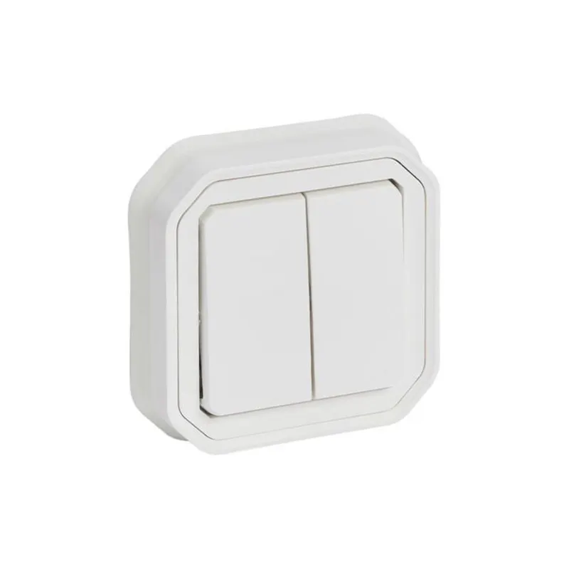 ليجراند - مفتاح/زر ضغط Plexo، IP55، فتحتين،خط 2، 10A 250V، تثبيت غاطس، أبيض