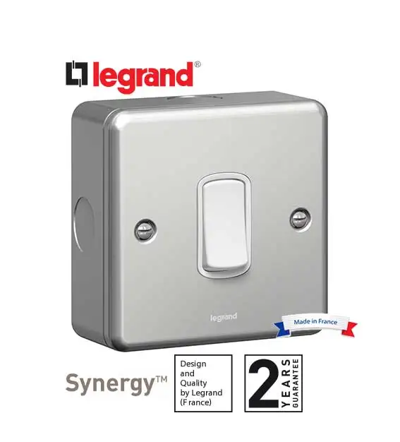 ليجراند - مفتاح مفرد سينرجي - 10 أمبير - خطين - 250 أمبير - Metalclad