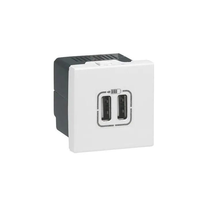 ليجراند - فيش USB - 5 فولت - 1500 م.أ - أبيض