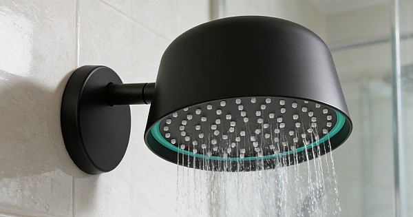 دش مطري مع ماسورة جداري أسود مطفي مع إضاءة LED ذكية
