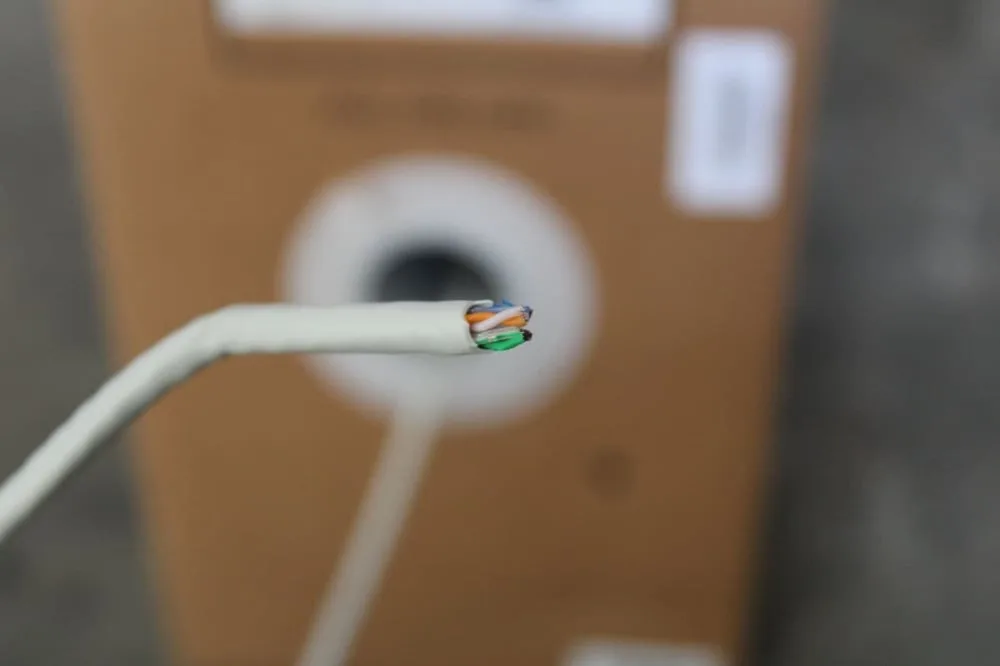 سلك انترنت CAT 6 تايواني 305M