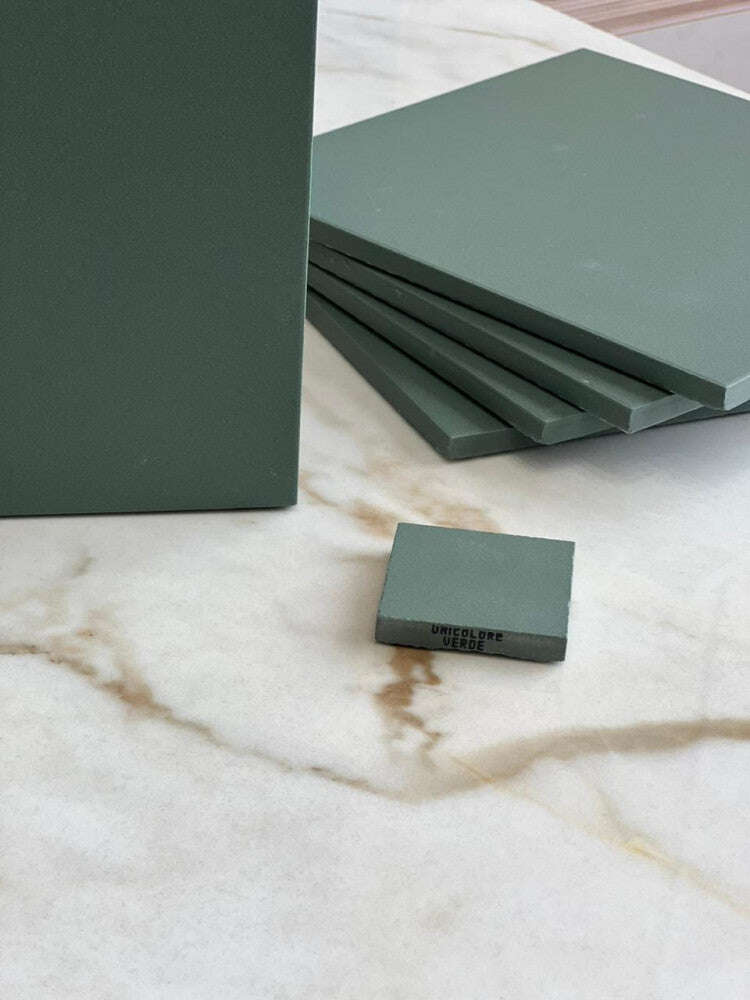 بورسلان أرضيات وجدران Casalgrande Padana Uni Color Verde أخضر معدني 8 ملم
