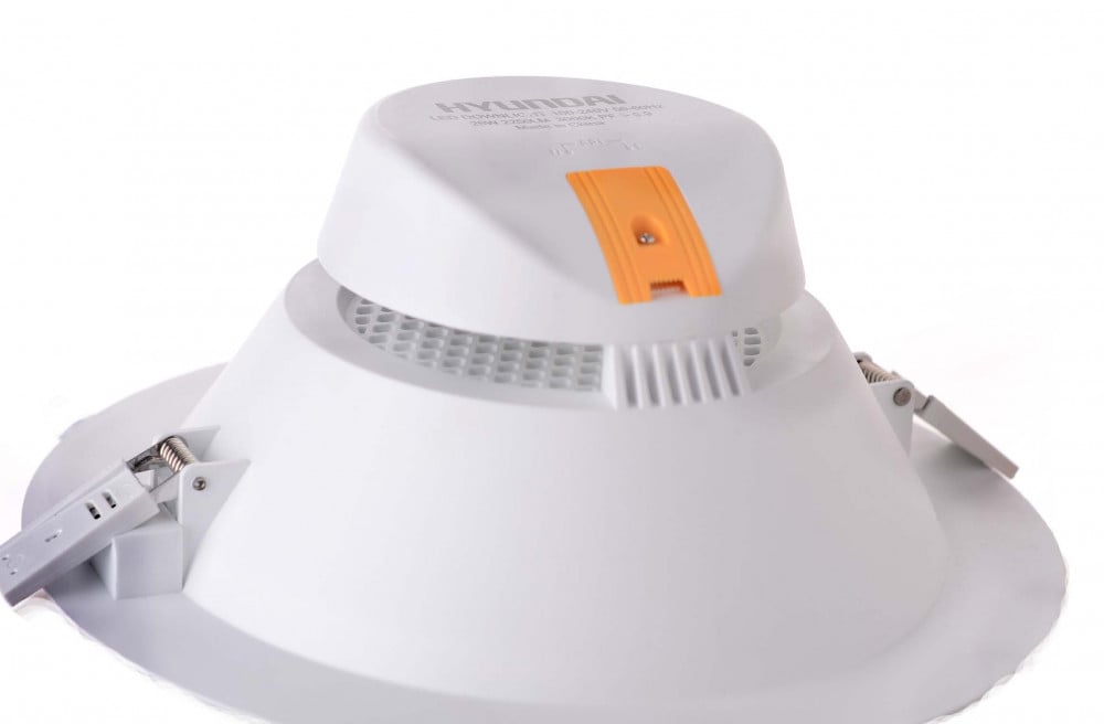 كشاف Hyundai موديل 31613033003 12 واط SMD 15 سم