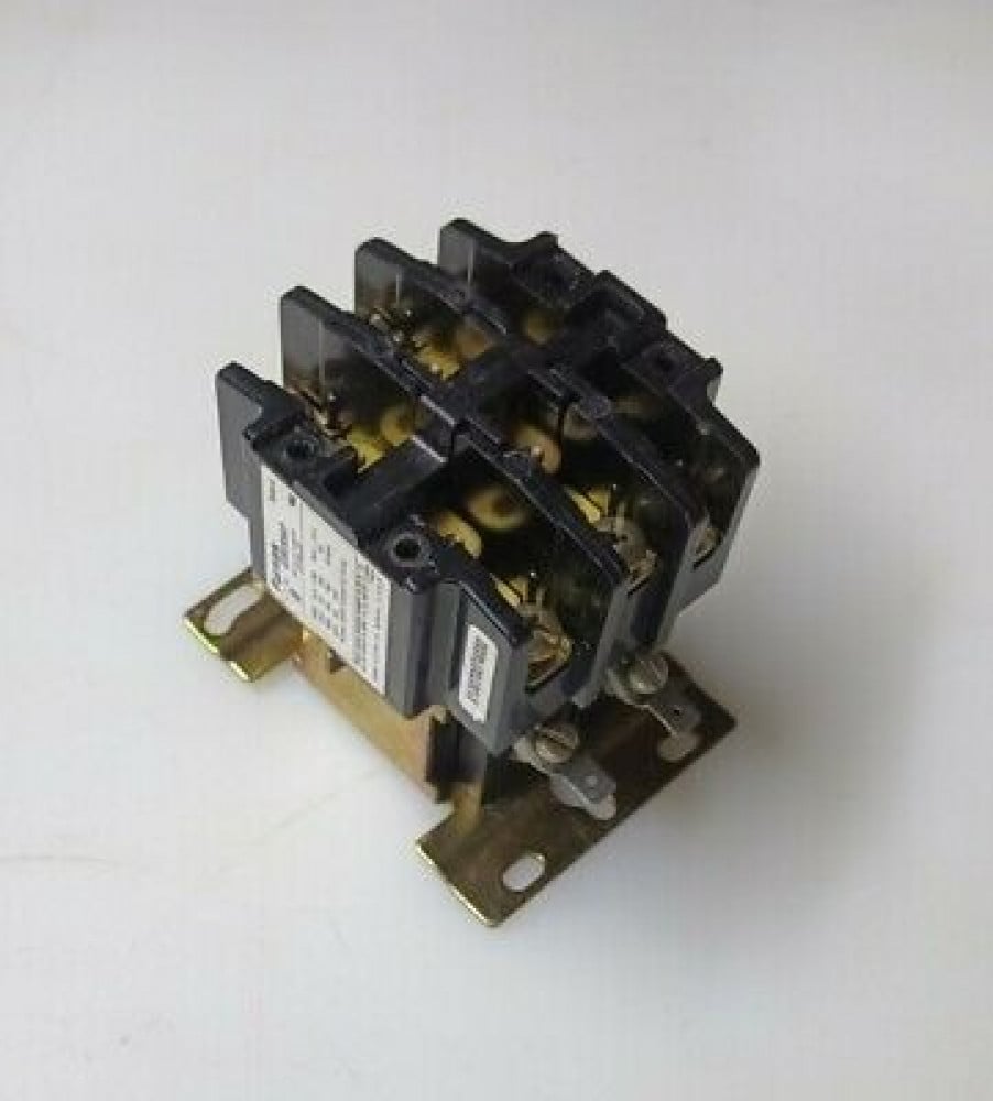 01688A# كونتاكتور 35 امبير كويل 120 فولت / CONTACTOR FURNAS 42BE35AF 35 AMP  3 POLE COIL 120V  فرناس