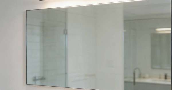 إضاءة جدارية مودرن اسود لون الانارة 3 اضاءات 36 واط